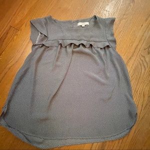 Loft flutter sleeve size large